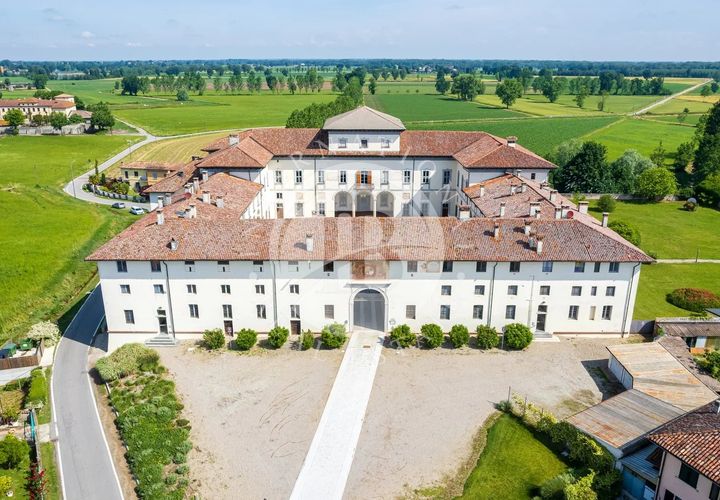 Villa a Lodi, Lodi, Lodi - € 8.000.000 | Ref: IB 857 - foto 1