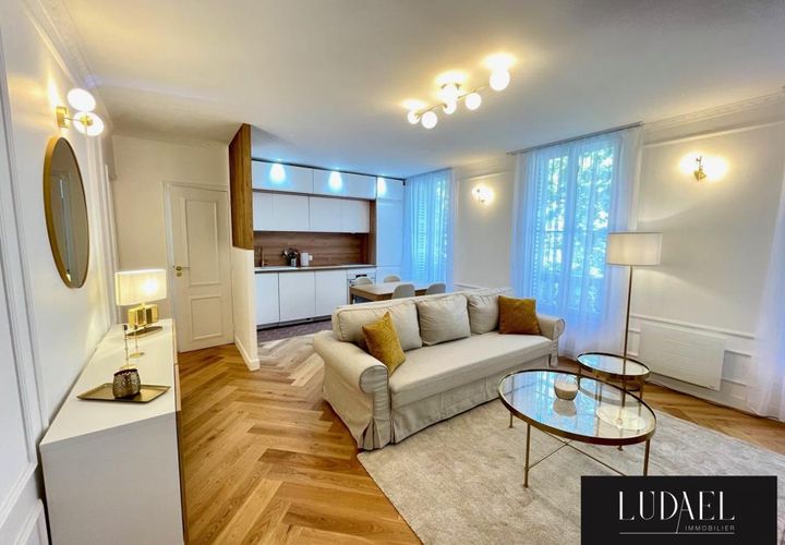 Lejlighed i Paris, Paris, Paris - € 540.000 | Ref: getkey_u_481960874 - foto 1