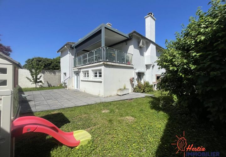 Villa i Bezannes, Marne, Bezannes - € 455.000 | Ref: getkey_u_531969431 - foto 1