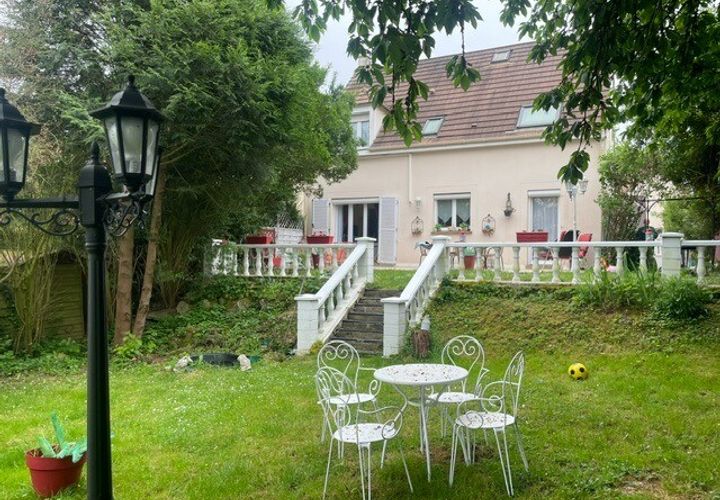Villa a Louvres, Val-d'Oise, Louvres - € 460.000 | Ref: getkey_10803 - foto 1