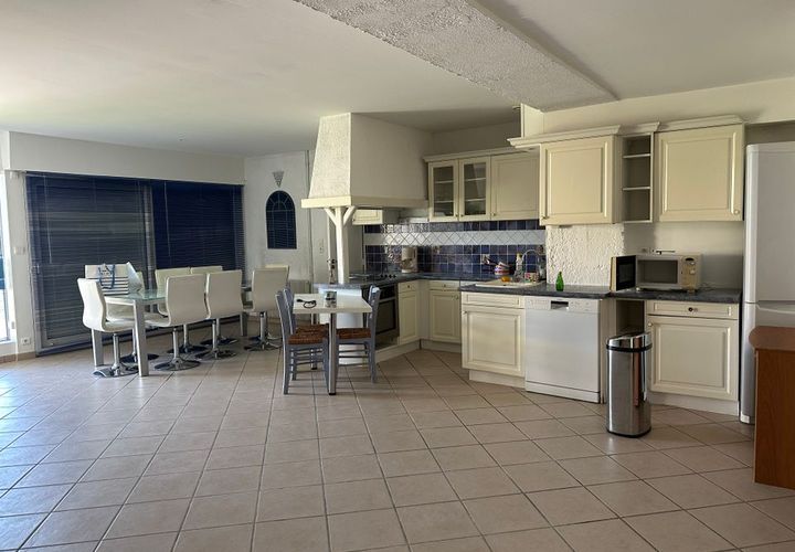 Villa a Cadillac, Gironde, Cadillac - € 800/mes | Ref: 851469 - foto 1