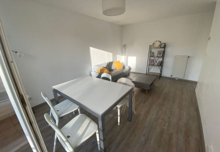 Apartament a Tours, Indre-et-Loire, Tours - € 1.195/mes | Ref: 879584 - foto 1
