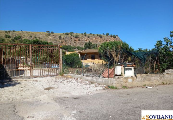Villa i Capaci, Palermo, Capaci - € 129.000 | Ref: 98/23 v - foto 1