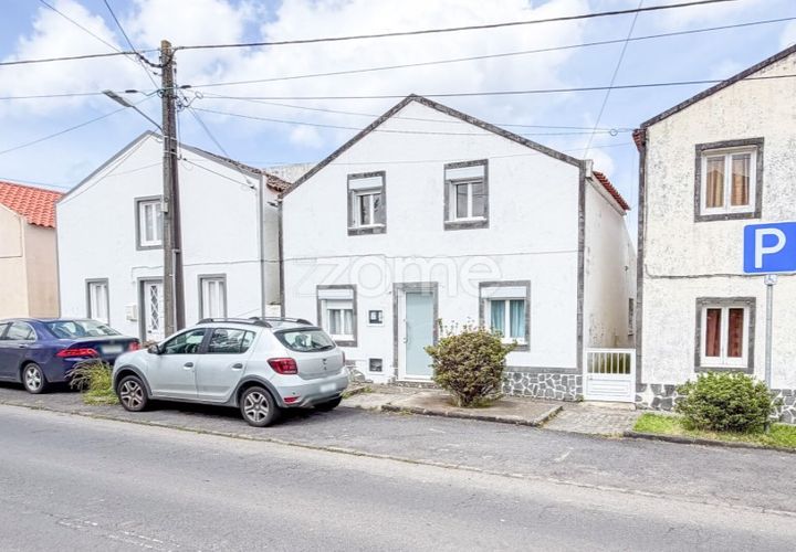 Villa i Santo Antonio, Sao Miguel, Santo Antonio - € 305.000 | Ref: ZMPT589114 - foto 1