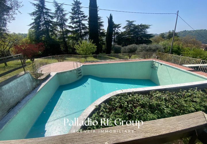 Villa a Vicenza, Vicenza, Vicenza - € 795.000 | Ref: V02-122-4 - foto 1