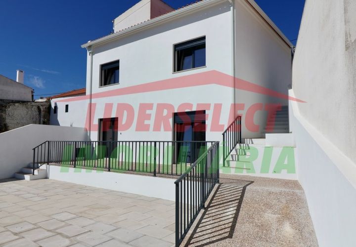 Villa i Matacaes, Lisbon, Matacaes - € 430.000 | Ref: MRD170 - foto 1
