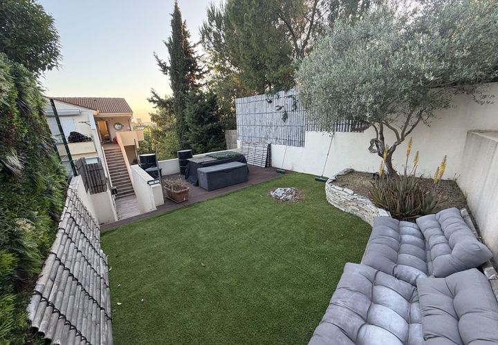 Lejlighed i Marseille, Bouches-du-Rhone, Marseille - € 367.000 | Ref: 12240CH712 - foto 1
