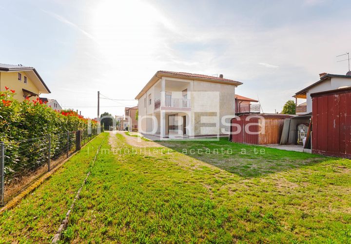 Villa i Jesolo, Venice, Jesolo - € 380 000 | Ref: I/NM006 - foto 1