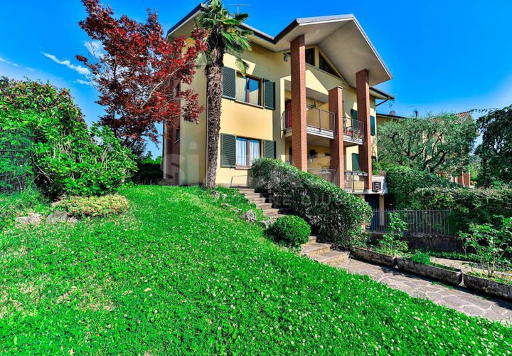 Villa a Aicurzio, Monza and Brianza, Aicurzio - € 349.000 | Ref: VILLA.AICURZIO-IZ349V - foto 1