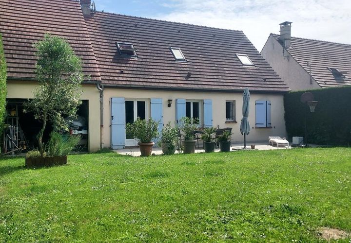 Villa a Chambly, Oise, Chambly - € 345.000 | Ref: 3011444367 - foto 1