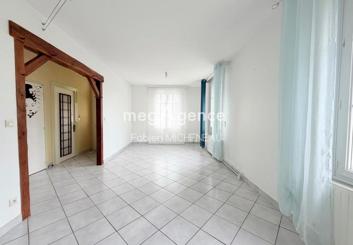 Villa i Cholet, Maine-et-Loire, Cholet - € 177.990 | Ref: 204441 - foto 1