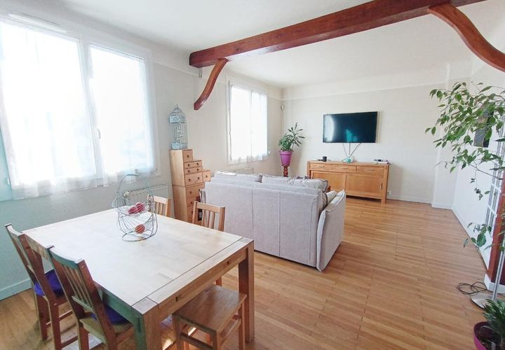Villa a Sarcelles, Val-d'Oise, Sarcelles - € 327.000 | Ref: 3011444170 - foto 1