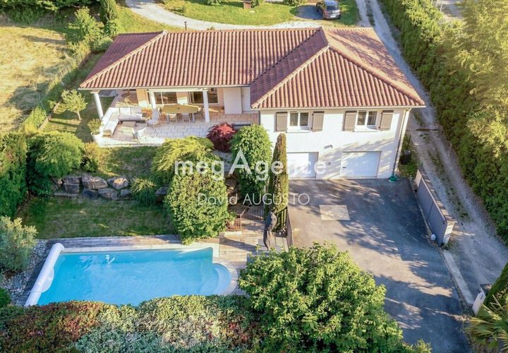 Villa a Lucenay, Rhone, Lucenay - € 620.000 | Ref: 203991 - foto 1