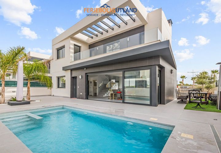 Villa en Algorfa, Alicante, Algorfa - € 565.900 | Ref: FBU21978 - photo 1