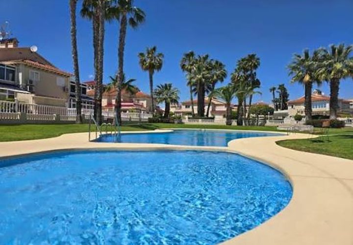 Leilighet i Playa Flamenca, Alicante, Playa Flamenca - € 190 000 | Ref: V-88860 - foto 1