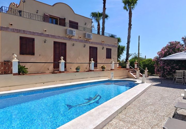 Villa a Oliva, Valencia, Oliva - € 450.000 | Ref: S-1600897 - foto 1