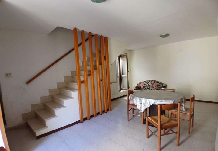 Villa a Montecastrilli, Terni, Montecastrilli - € 39.000 | Ref: CastelTodino009-1177819 - foto 1