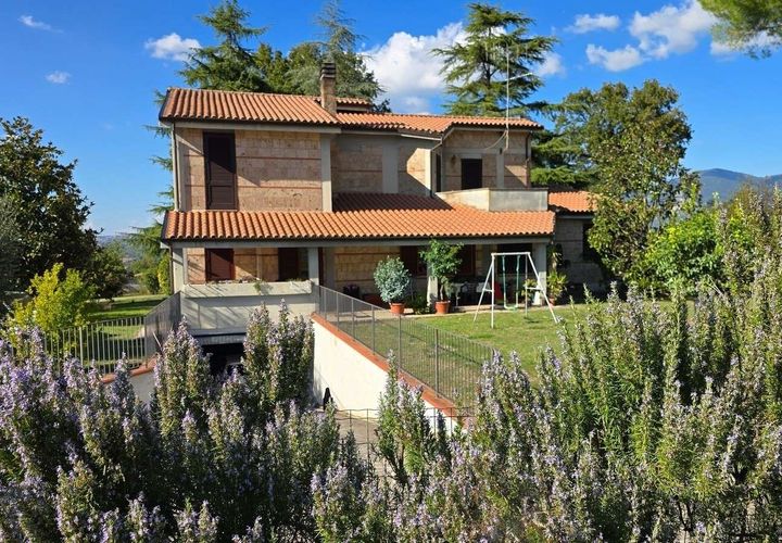 Villa i Terni, Terni, Terni - € 400.000 | Ref: COLLESCIPOLI04-1177968 - foto 1