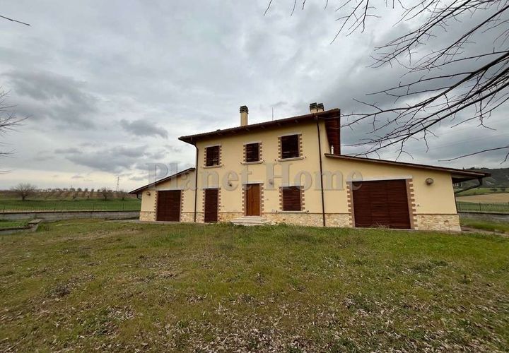 Villa a Guardea, Terni, Guardea - € 200.000 | Ref: 103-1183110 - foto 1
