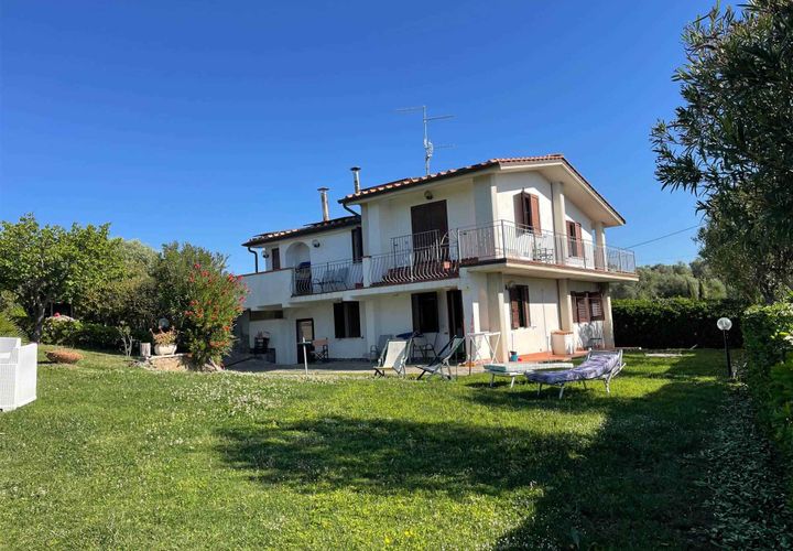 Villa a Follonica, Grosseto, Follonica - € 600.000 | Ref: A9591MK010-1224939 - foto 1