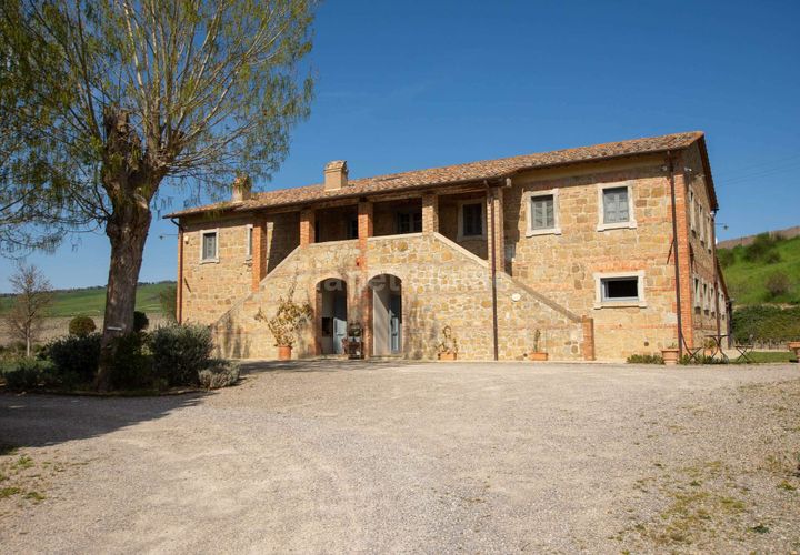 Villa a Sinalunga, Siena, Sinalunga - € 1.490.000 | Ref: TOS04-1286423 - foto 1