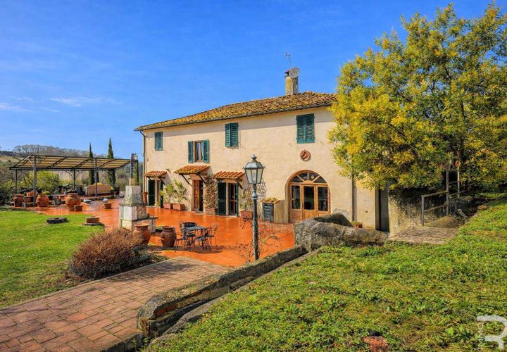 Gårdshus i Terranuova Bracciolini, Arezzo, Terranuova Bracciolini - € 750 000 | Ref: R07021TERU-1317688 - foto 1