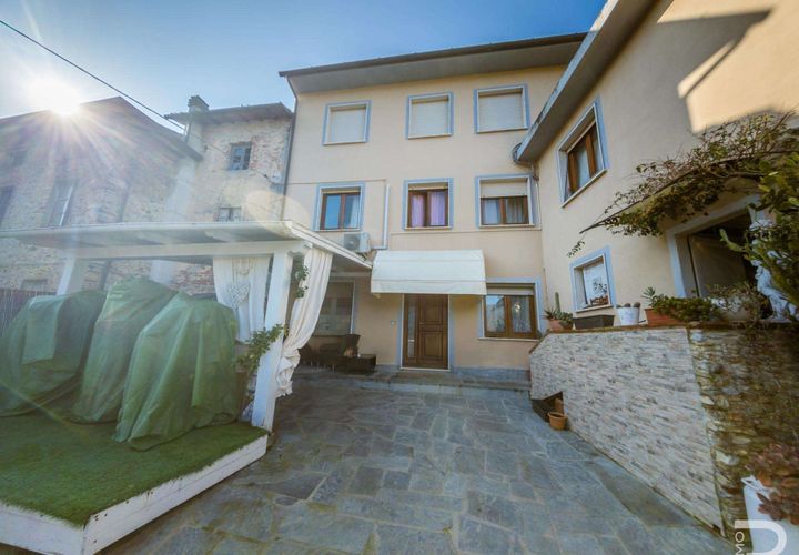 Byhus i Camaiore, Lucca, Camaiore - € 200.000 | Ref: R07068CARH-1319212 - foto 1
