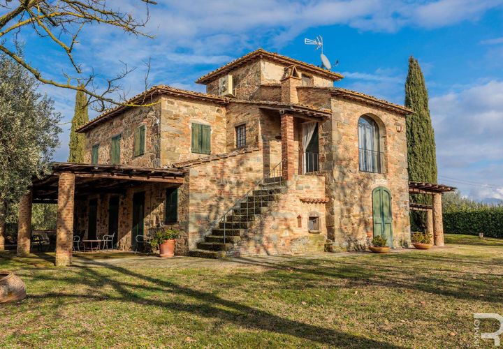 Farm hus i Cortona, Arezzo, Cortona - € 1.300.000 | Ref: R06889CORU-1321078 - foto 1