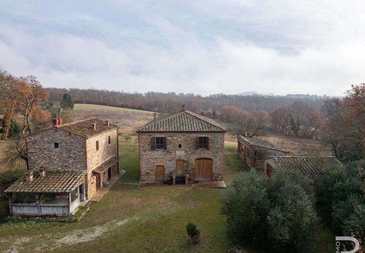 Farm hus i Lucignano, Arezzo, Lucignano - € 680.000 | Ref: R06894LURU-1321136 - foto 1