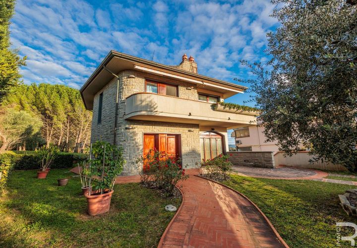 Villa a Vinci, Florence, Vinci - € 930.000 | Ref: R06869VIVI-1322926 - foto 1