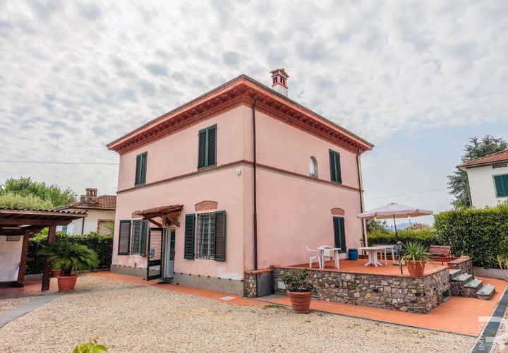 Villa a Capannori, Lucca, Capannori - € 850.000 | Ref: R06616CAVI-1326972 - foto 1