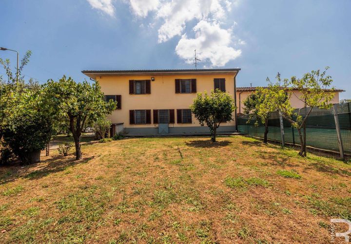 Gårdshus i Altopascio, Lucca, Altopascio - € 500 000 | Ref: R06484ALRU-1328566 - foto 1