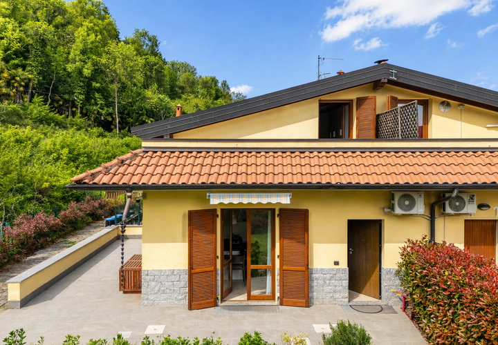 Villa i Arolo, Varese, Arolo - € 320.000 | Ref: W-02SC8H-1329046 - foto 1