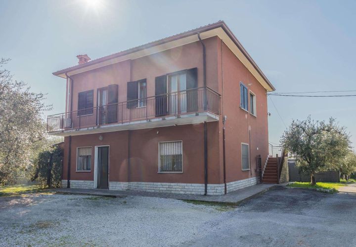 Villa a Lazise, Verona, Lazise - € 1.900.000 | Ref: R06288LAVI-1331945 - foto 1