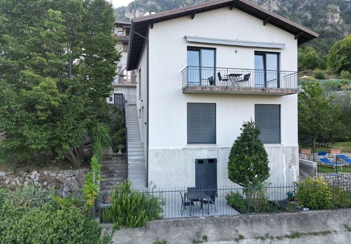 Villa a Tremosine, Brescia, Tremosine - € 565.000 | Ref: R054904TRVI-1335603 - foto 1