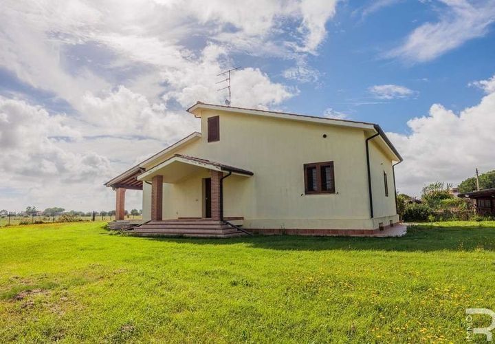 Villa a Grosseto, Grosseto, Grosseto - € 700.000 | Ref: R054899GRVI-1335668 - foto 1