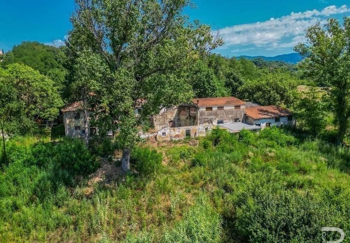 Farm hus i Reggello, Florence, Reggello - € 400.000 | Ref: R054736RERU-1336920 - foto 1