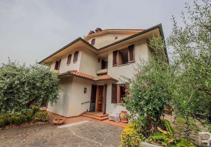 Villa a Poggibonsi, Siena, Poggibonsi - € 680.000 | Ref: R05424PODH-1337979 - foto 1