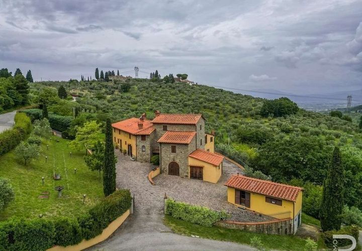 Farm hus i Carmignano, Prato, Carmignano - € 900.000 | Ref: R05360CARU-1338664 - foto 1