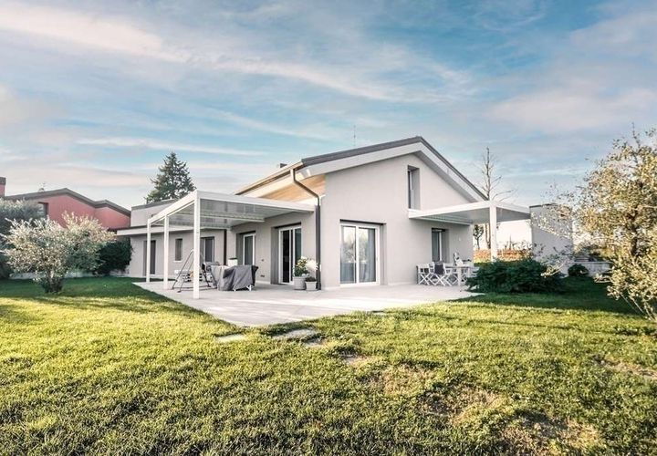 Villa i Sommacampagna, Verona, Sommacampagna - € 1.250.000 | Ref: R05124VISO-1340941 - foto 1