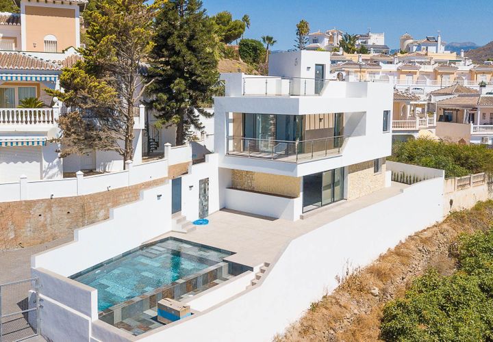 Villa a Torrox Costa, Malaga, Torrox Costa - € 770.000 | Ref: MLH1010 - foto 1