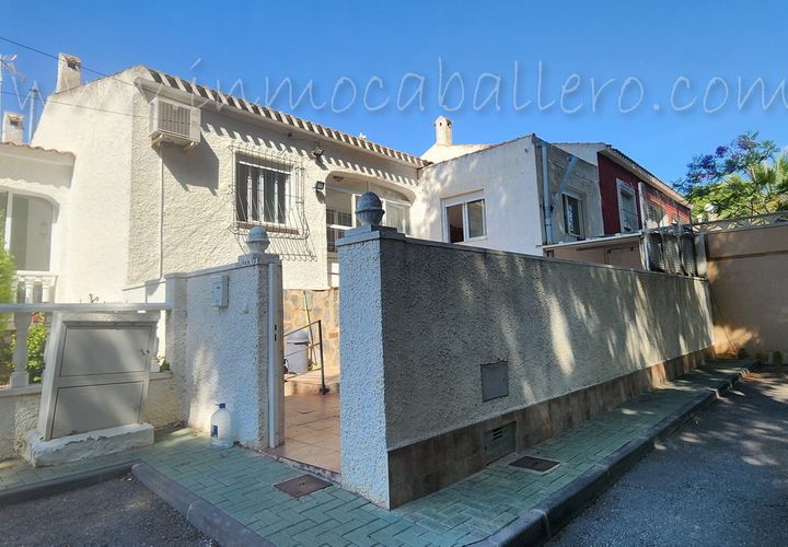 Rækkehus i Pinar De Campoverde, Alicante, Pinar De Campoverde - € 149.000 | Ref: 207 - foto 1