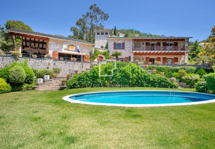 Villa i Roses, Gerona, Roses - € 22 000 000 | Ref: CBR69933 - foto 1