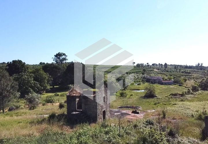 Landejendom i Seia, Guarda, Seia - € 30.000 | Ref: LMF019 - foto 1