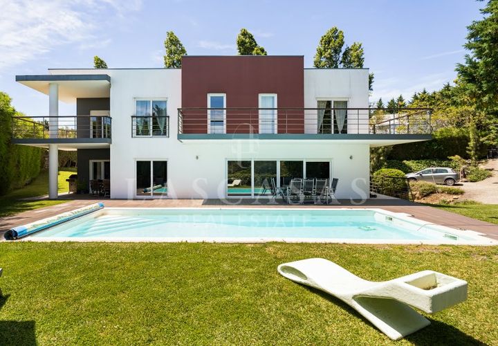 Villa a Belas, Lisbon, Belas - € 2.090.000 | Ref: 49-2026 - foto 1