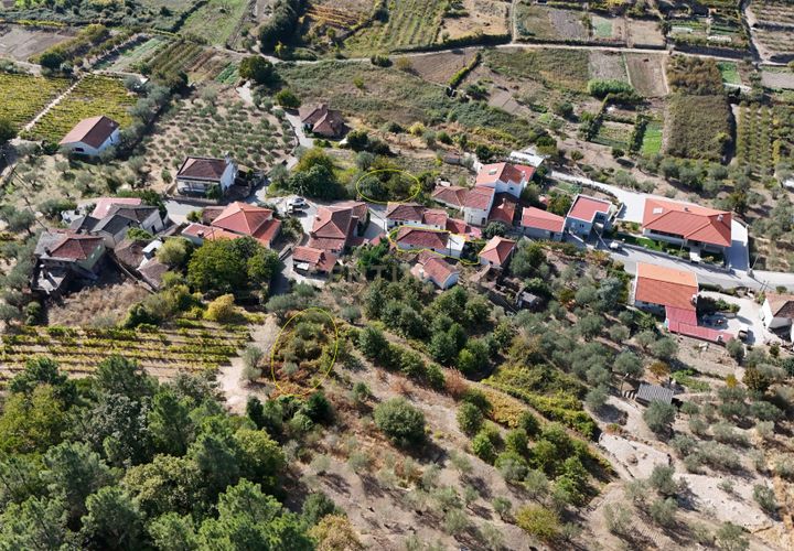 Villa i Lamego, Viseu, Lamego - € 95.000 | Ref: C0203-02505 - foto 1