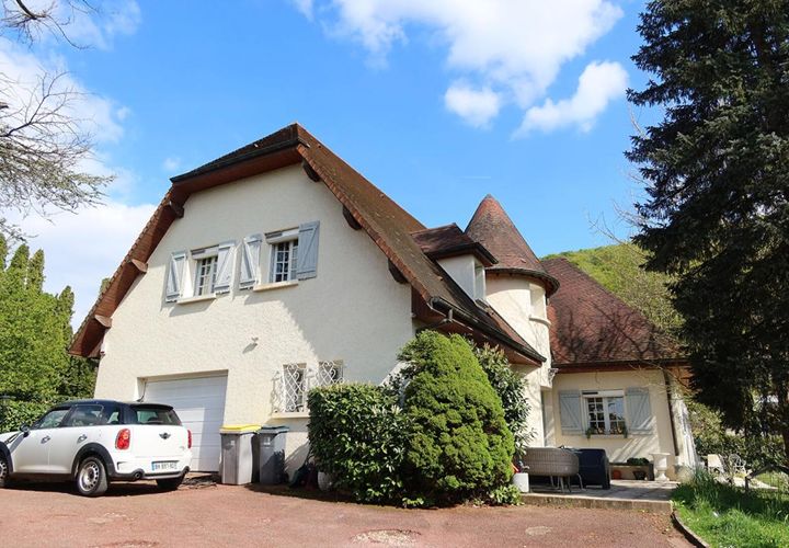 Villa a Avanne-Aveney, Doubs, Avanne-Aveney - € 485.000 | Ref: 692-BES - foto 1