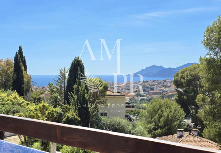 Lejlighed i Le Cannet, Alpes-Maritimes, Le Cannet - € 850.000 | Ref: 9825V - foto 1