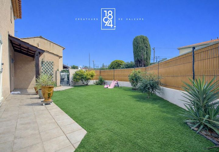 Villa i Marseille, Bouches-du-Rhone, Marseille - € 499.000 | Ref: JBGA-TQ1-KHI - foto 1