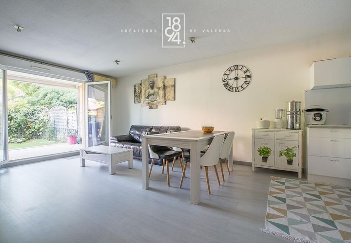 Lejlighed i Marseille, Bouches-du-Rhone, Marseille - € 240.000 | Ref: WE16-XIC-GP7 - foto 1